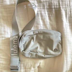 Lululemon belt bag